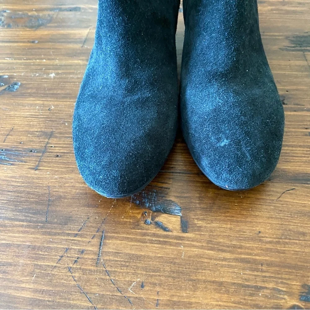 NURTURE‎ Francie Suede Ankle Low Wedge Elastic Gore Boots Size 10 Charcoal Black